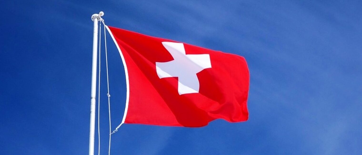 2019-05-31_Schweiz_Flagge_3-1_pixabay
