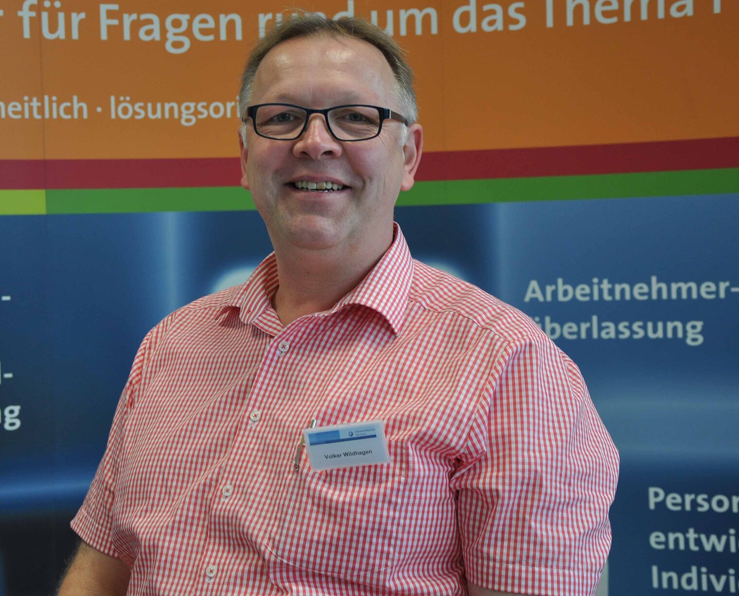Volker Wildhagen, Mitglied im Qualifizierungsbeirat: "Gerade für die freien Werkstätten ist eine maßgeschneiderte Qualifizierung, wie sie das Kompetenzzentrum Kfz anbiett, absolut notwendig."
