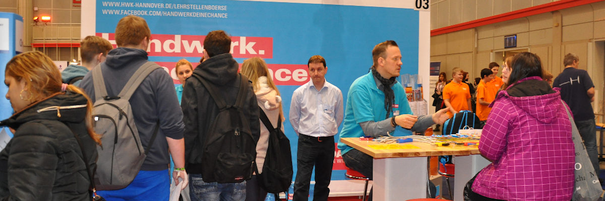 messe, lehrstellen, orientierung, jugendliche