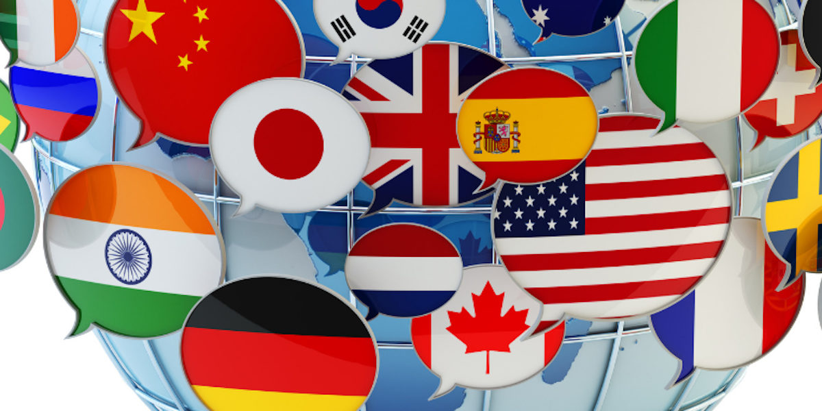 Fotolia_93333442_L_3zu1, ausland, sprechblasen, fahnen, sprache, außenwirtschaft, kommunikation, fotolia, welt