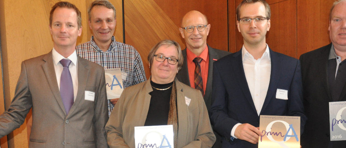 Udo Scheppan, Thomas Wegener, Dr. Sonja König, Karl-Wilhelm Steinmann, David Nordmann, Lutz Glißmann Auszeichnung, primAQ, Ausbildungsqualität, 2016, Qualität, Ausbildung