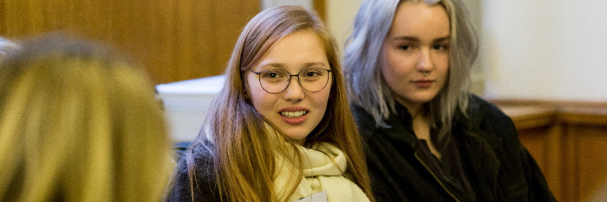Jessica Ludwig im Jugendbeirat.