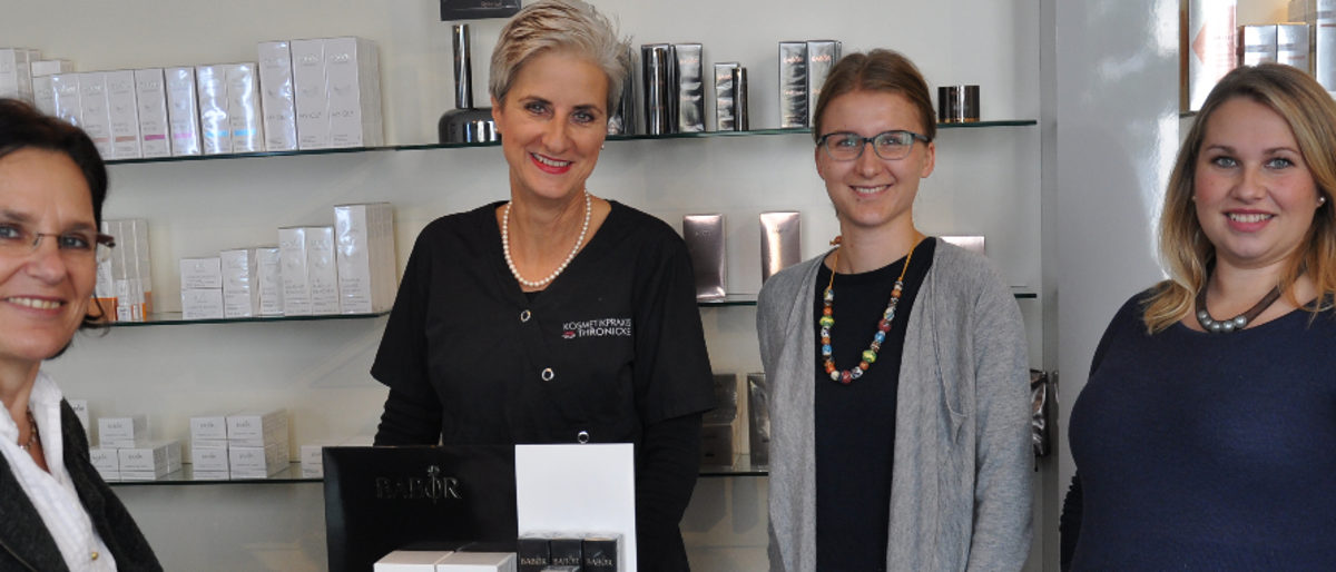 Kirsten Höxter, Andrea Thronicke-Stwerka, Patricia Stephan, Anja Korallus (v.l.) FiF, Frauen im Handwerk, Führung, Projekt, Frauen gehen in Führung, Führung
