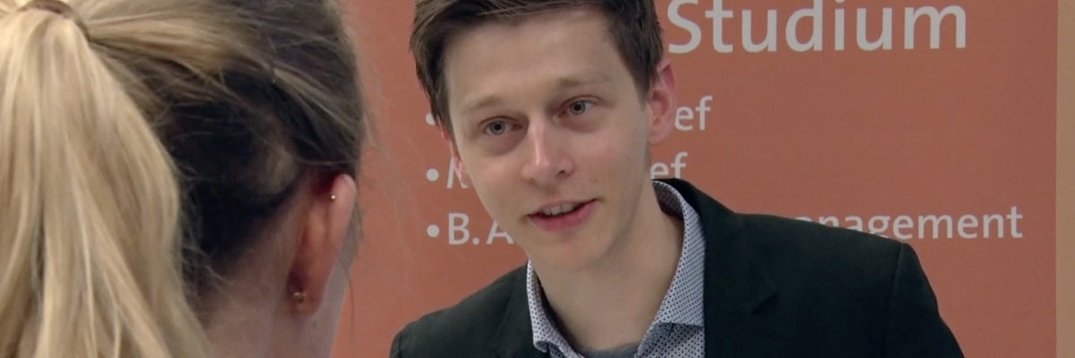 Beratungsstand der Handwerkskammer Hannover auf der meet@hochschule meet, Messe, Fachkräfte, Hochschule, Führungskräfte, Nachwuchs, Nachfolge, meet@hochschule