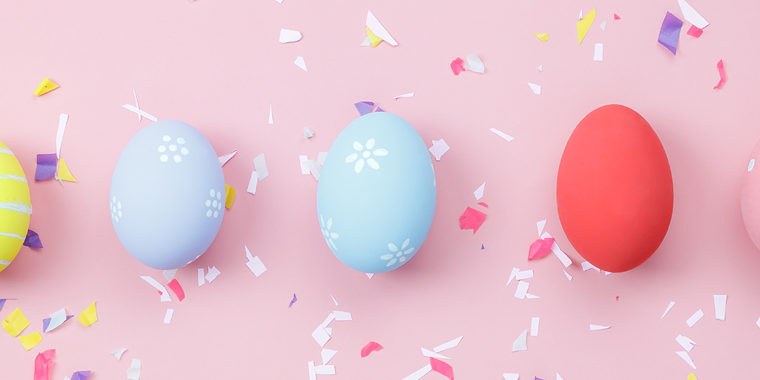Wir wünschen Ihnen ein fröhliches Osterfest! Wir wünschen Ihnen ein fröhliches Osterfest!