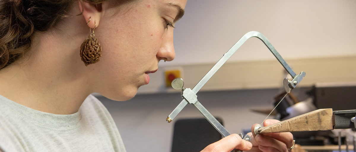 Ausbildung, Frau, Mädchen, Goldschmied, Silberschmiedin