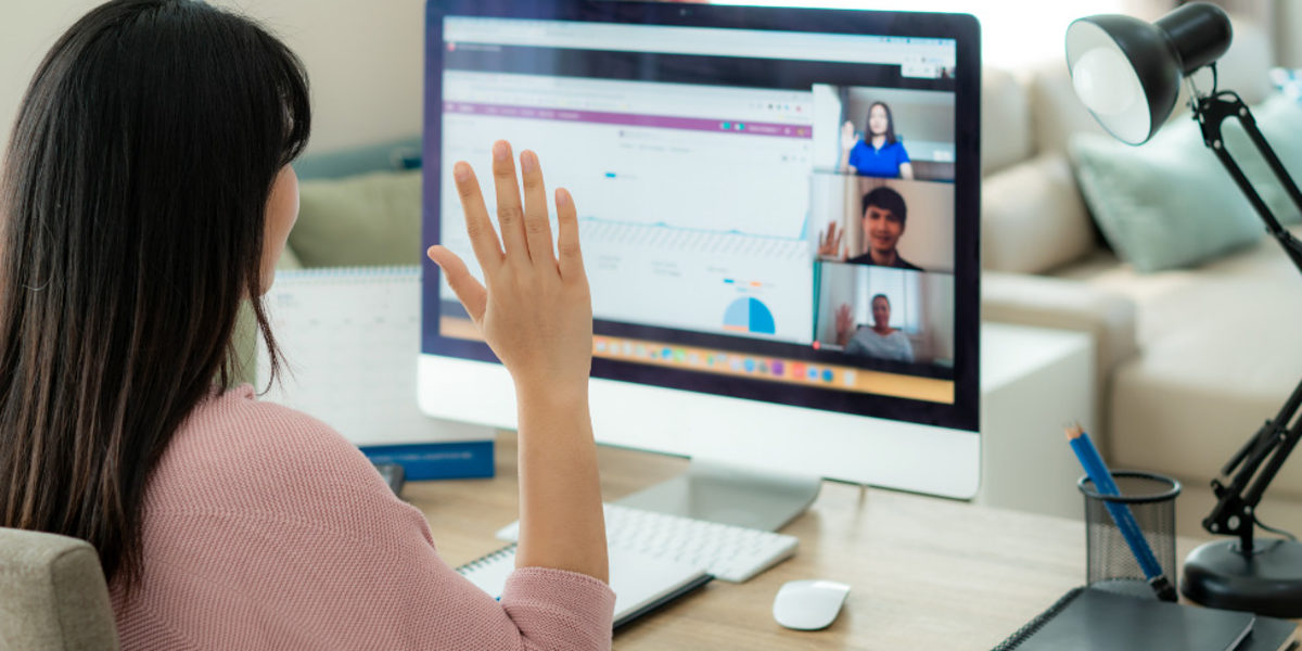 AdobeStock_336832760, videotelefonie, online bewerbung, computer, pc, chat, digital bewerbungsgespräch