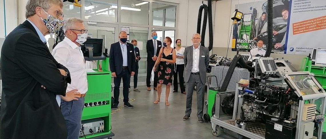 FDP Presserundgang Campus Handwerk
