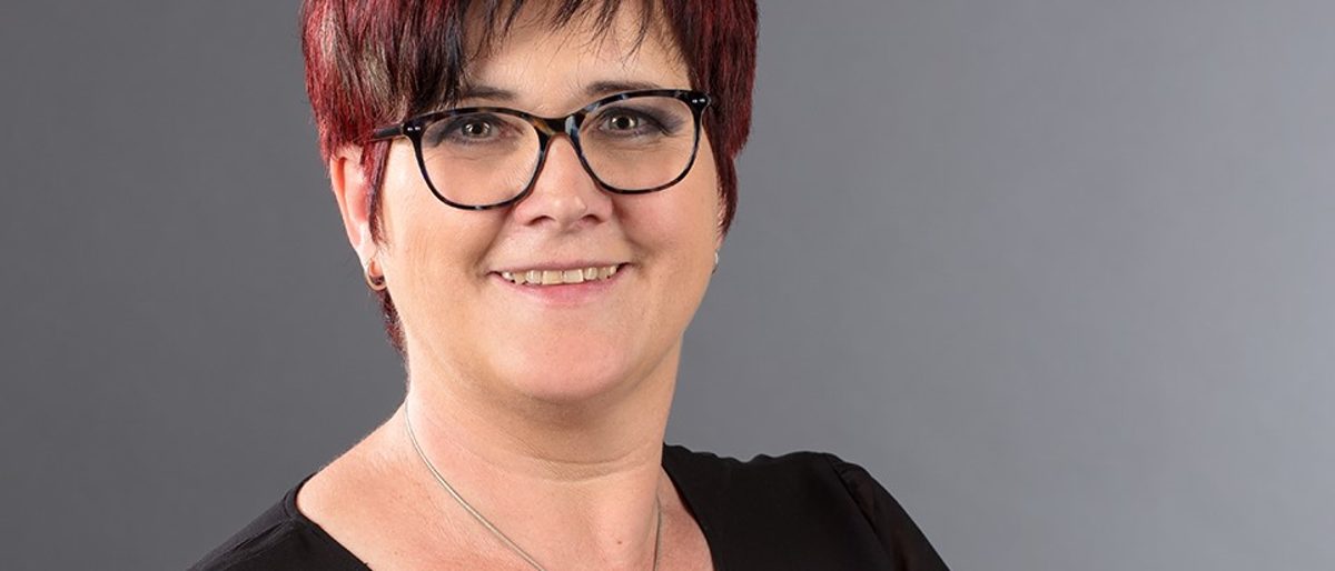Obermeisterin und Vollversammlungsmitglied: Friseurmeisterin Tanja Strohmeyer Obermeisterin und Vollversammlungsmitglied: Friseurmeisterin Tanja Strohmeyer