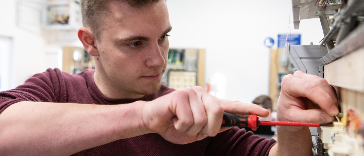 Campus Handwerk Elektroniker, Ausbildung Elektro,