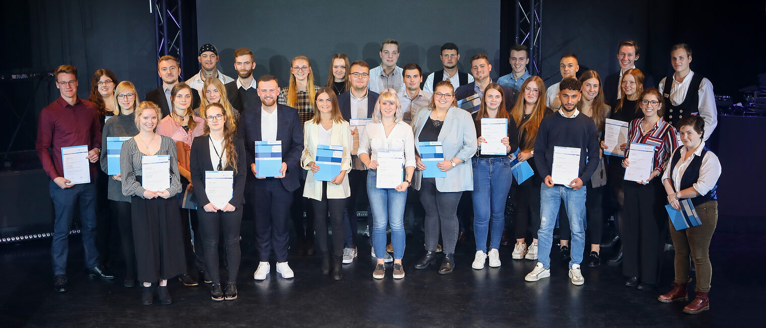 Sie sind die besten Gesellinnen und Gesellen im Handwerkskammerbezirk Hannover. Sie sind die besten Gesellinnen und Gesellen im Handwerkskammerbezirk Hannover.