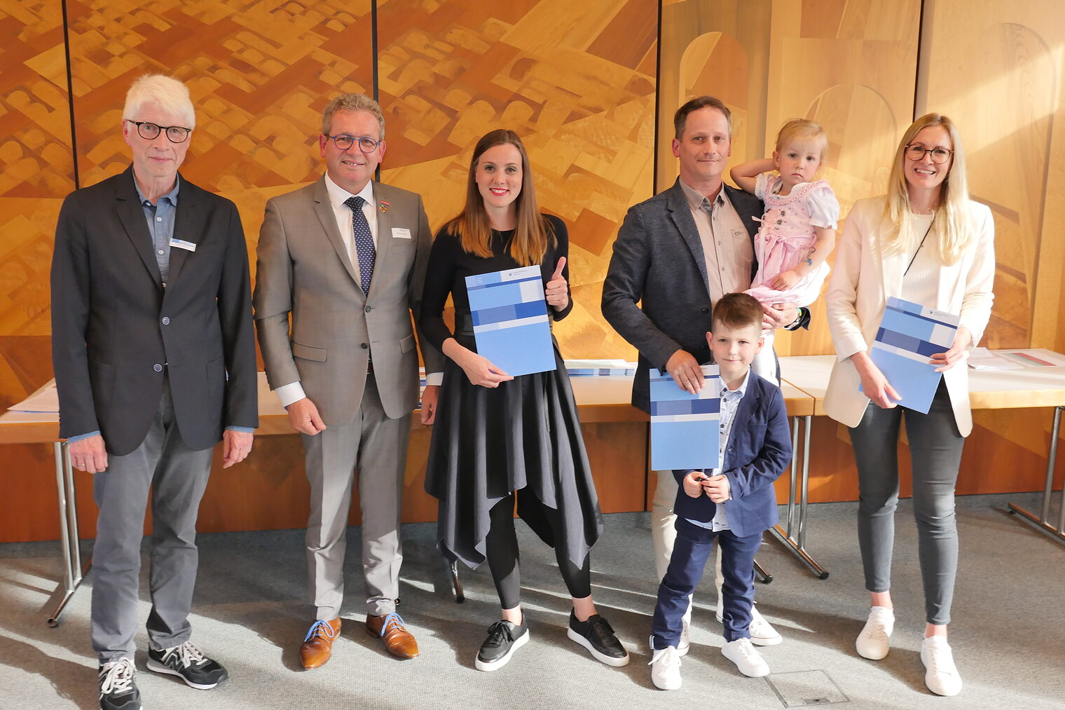 Betriebswirte, 2023, Urkundenüberreichung
