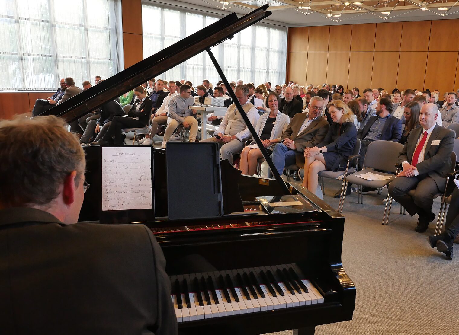 Betriebswirte, 2023, Übergabe