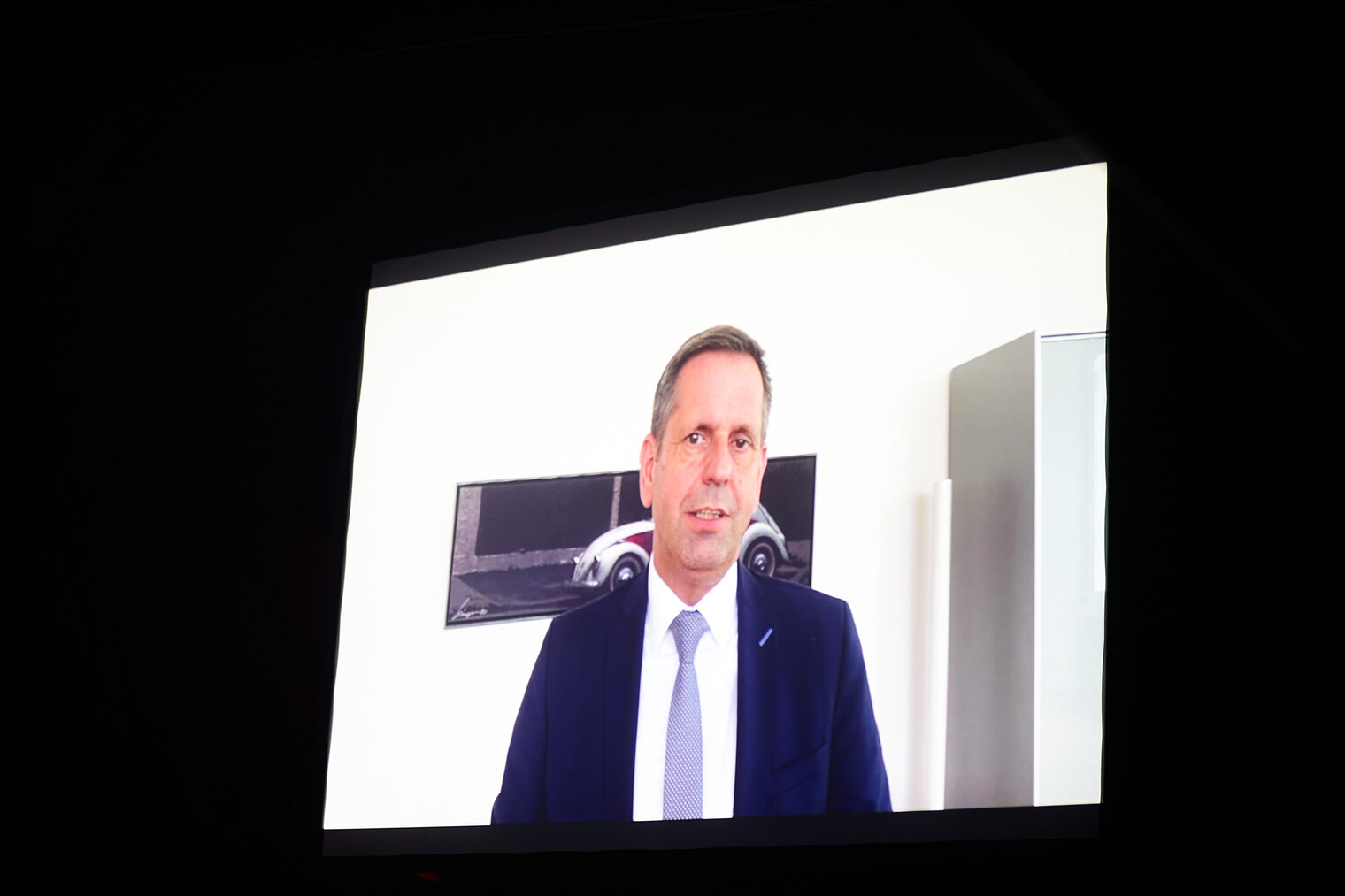 Ein Gratulant war online zugeschaltet: Minister Olaf Lief gratulierte den Kammersiegerinnen und Kammersiegern.