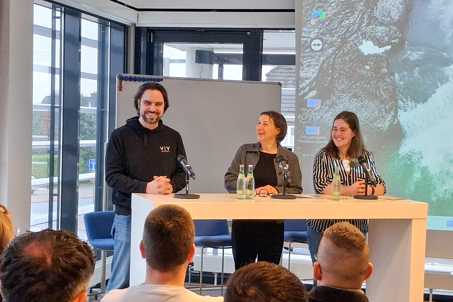 Igor Vidojkovic, Benita von Steinaecker und Mette Fricke stellen in der Key Note spannende Geschichten aus dem Handwerk vor.