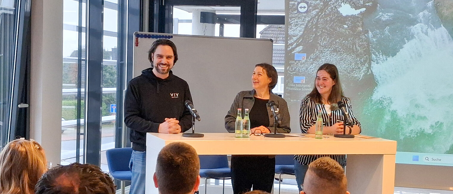 Igor Vidojkovic, Benita von Steinaecker und Mette Fricke stellen in der Key Note spannende Geschichten aus dem Handwerk vor.